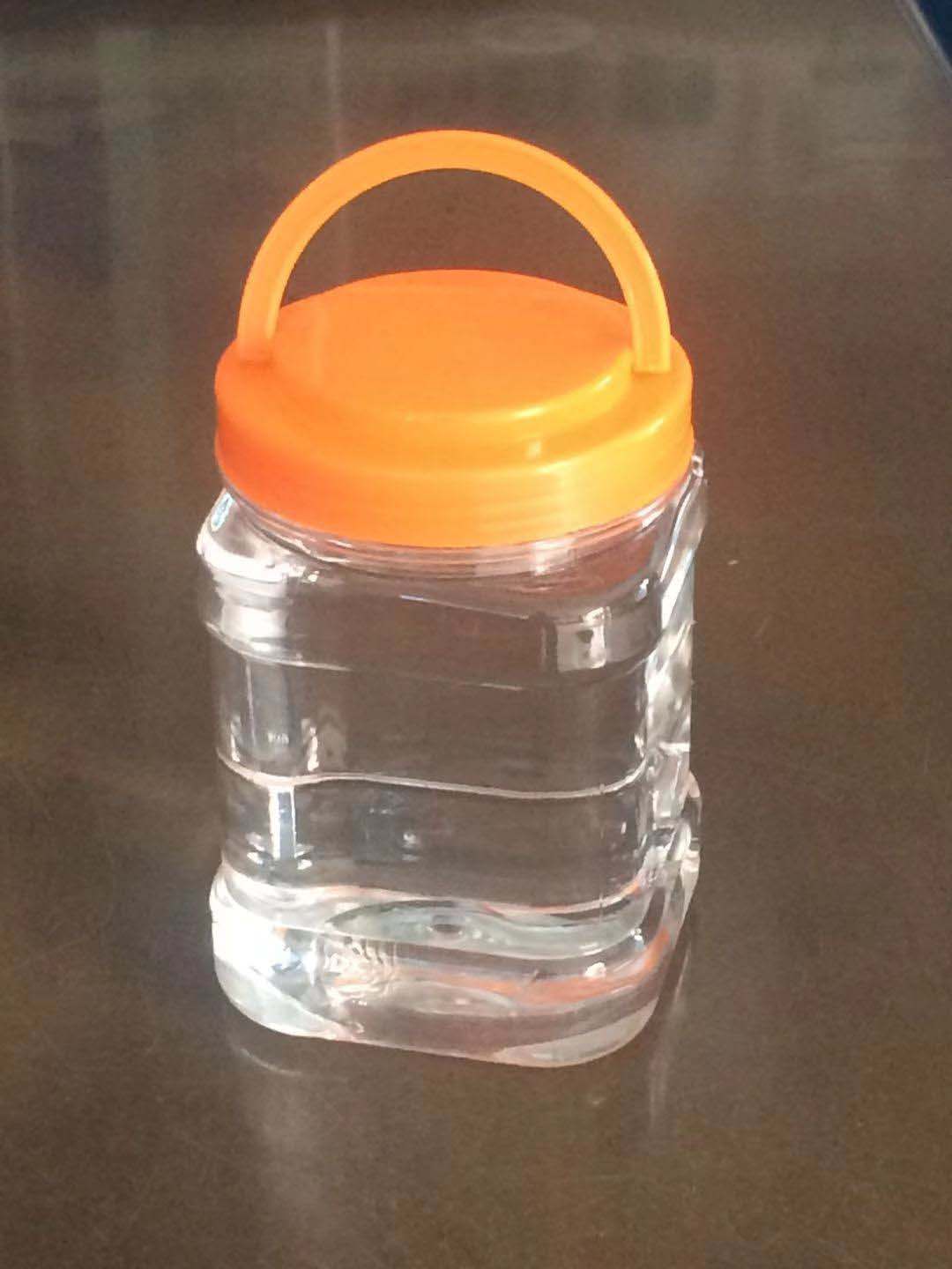 聚酯PET塑料瓶 編號: 7號 長(cháng)93mm  寬93mm  高140mm 口徑90mm 容量850毫升